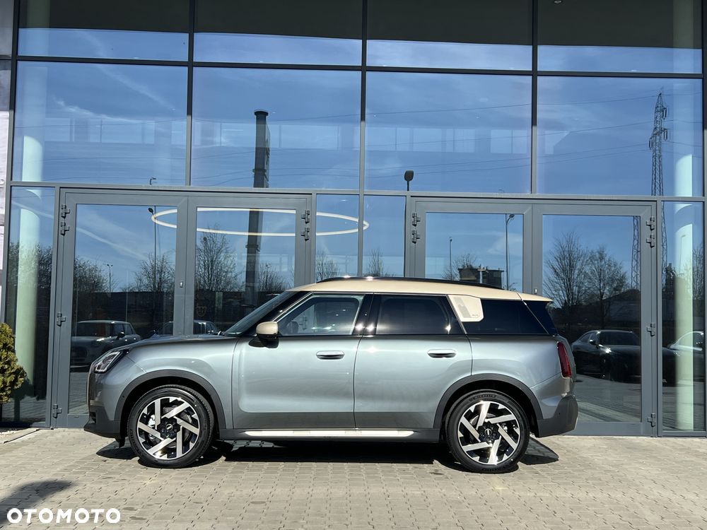MINI Countryman S ALL4 mHEV Linia Favoured - 2