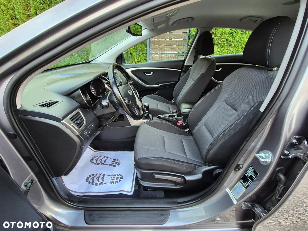 Hyundai i30 1.4 Intro Edition - 20