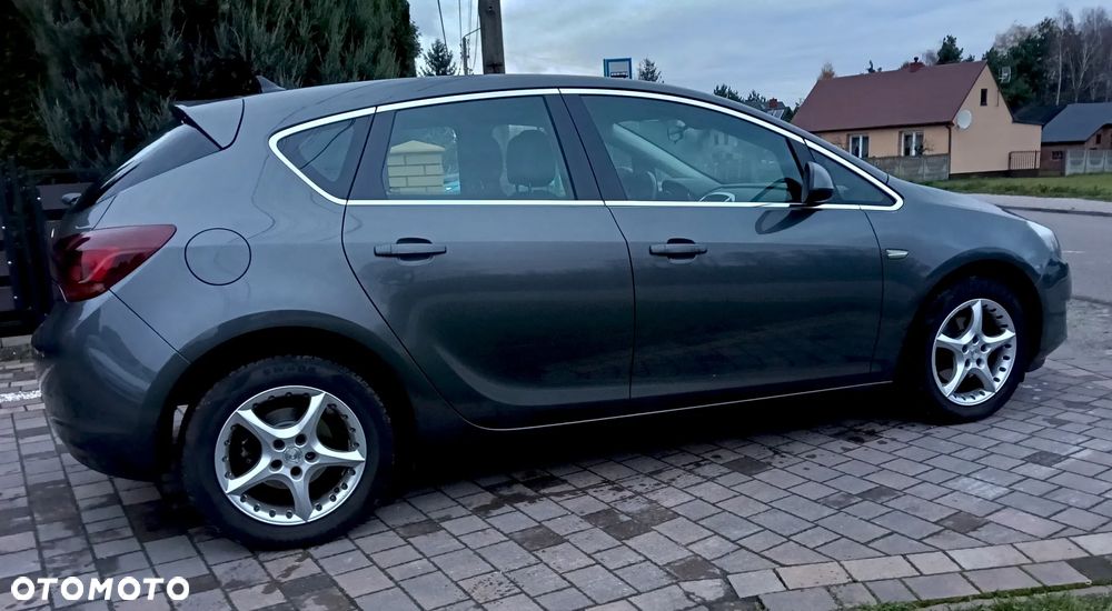 Opel Astra 1.6 NAVI - 7
