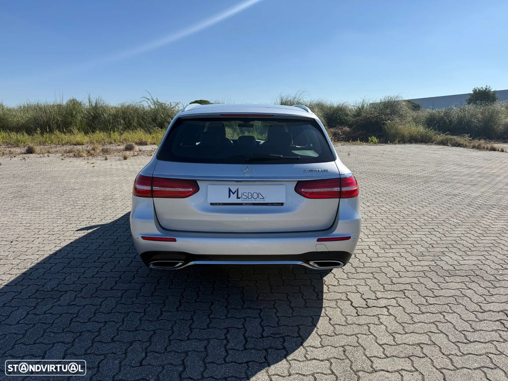 Mercedes-Benz E 220 d AMG - 5