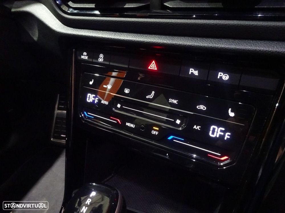 VW T-Roc 2.0 TDI R-Line DSG - 28