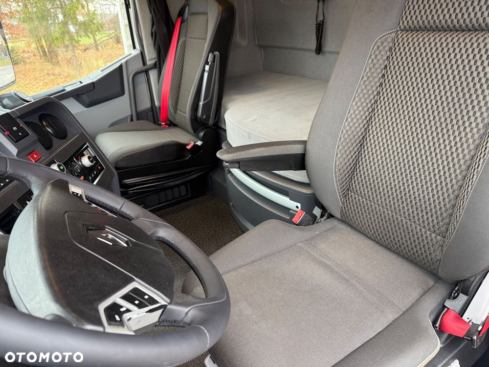 Renault T480 / DUŻA KABINA / 638 TKM / PEŁNE SPOILERY / 2 ZBIORNIKI / SPROWADZONA / STAN BDB / / / - 18