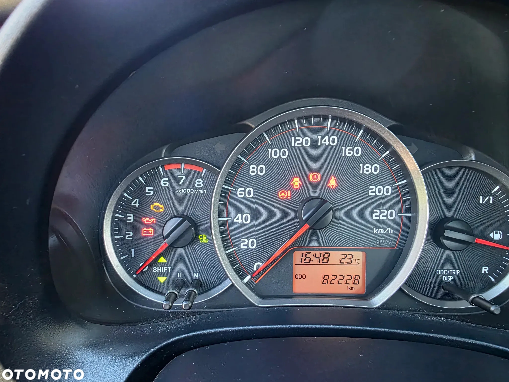 Toyota Yaris 1.33 Prestige - 19