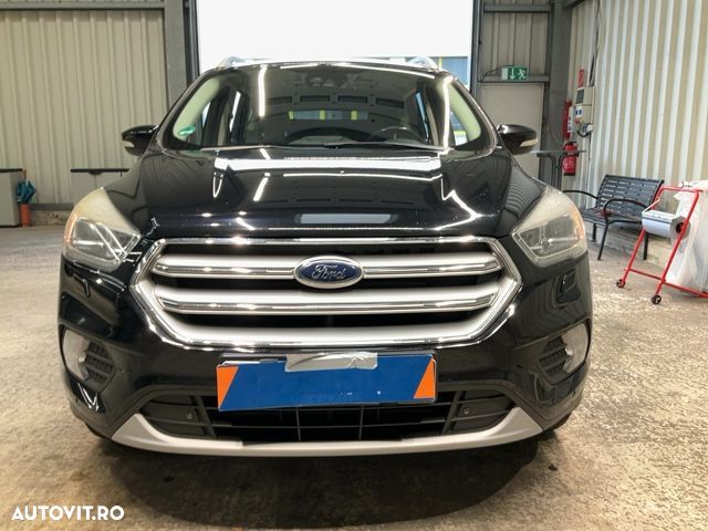 Ford Kuga 2.0 TDCi 4x4 Aut. Titanium - 5