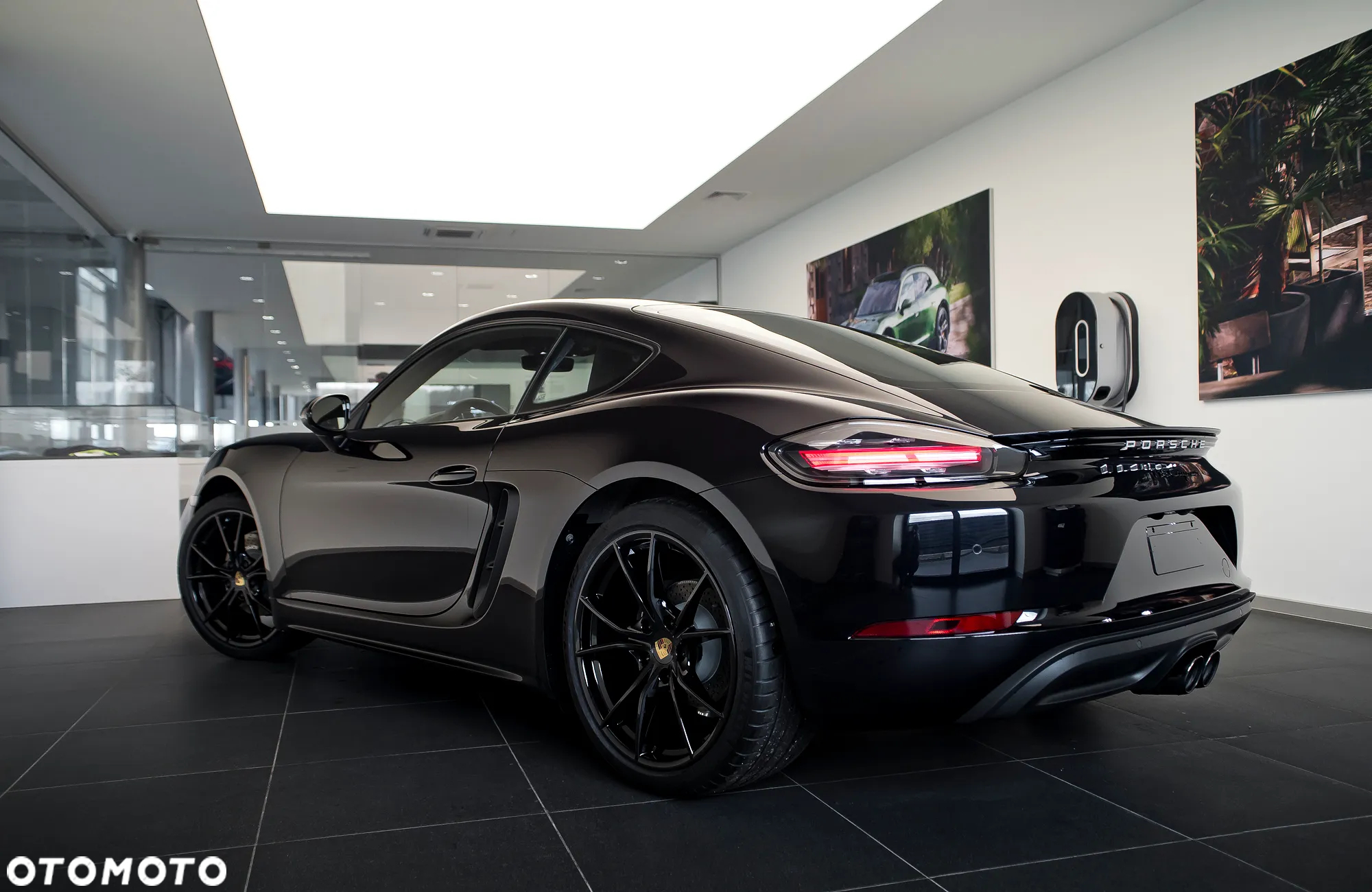 Porsche 718 Cayman - 4