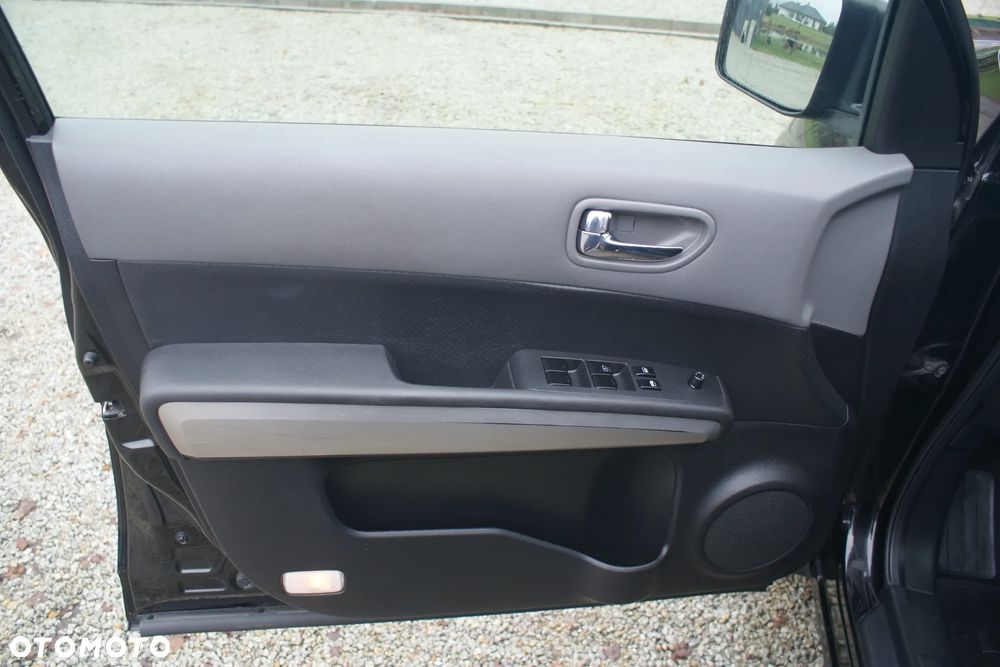 Nissan X-Trail 2.0 dCi 4x4 DPF SE - 14