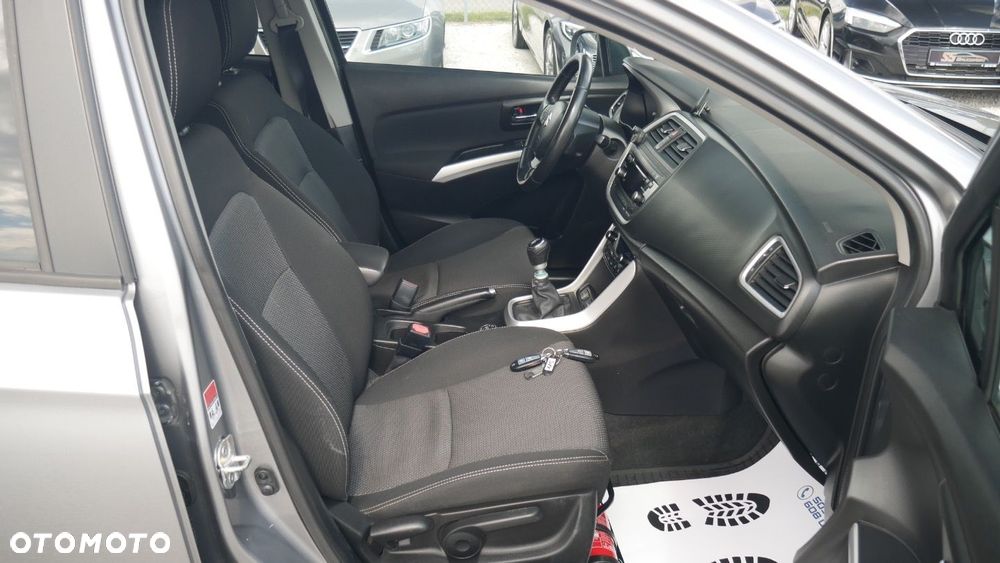 Suzuki SX4 S-Cross - 12