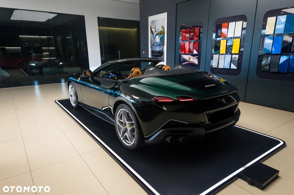 Ferrari Roma Spider - 9