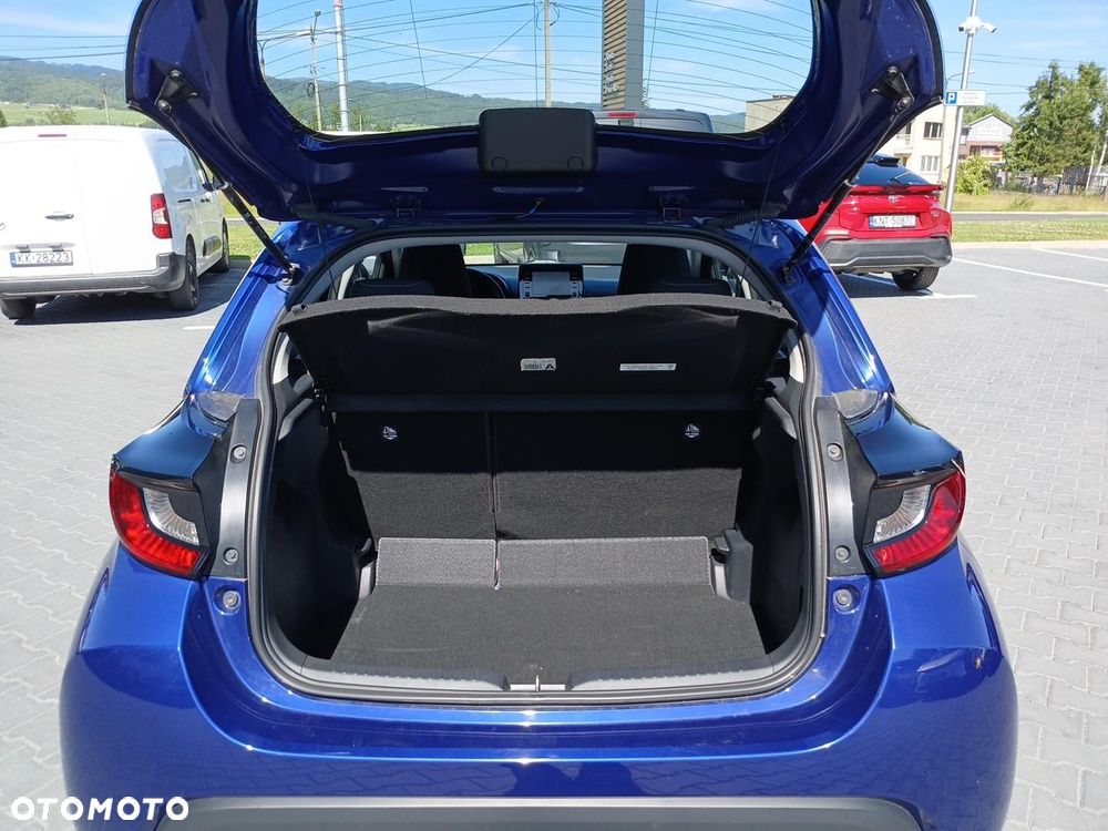 Toyota Yaris - 17