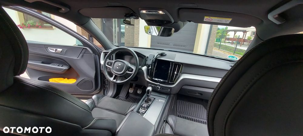 Volvo XC 60 D4 AWD RDesign - 16