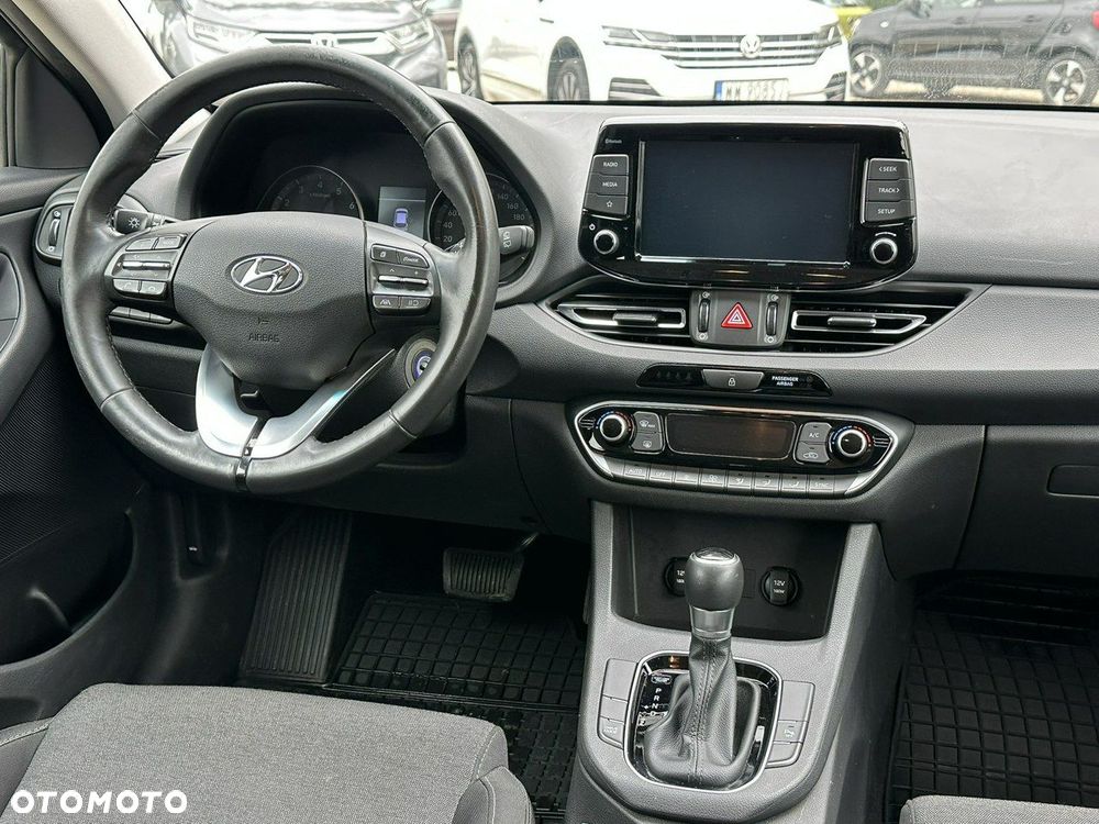 Hyundai i30 - 21