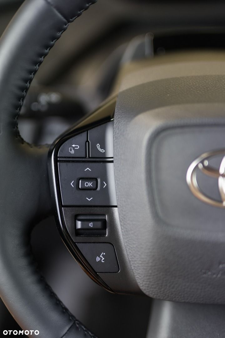 Toyota Prius - 16