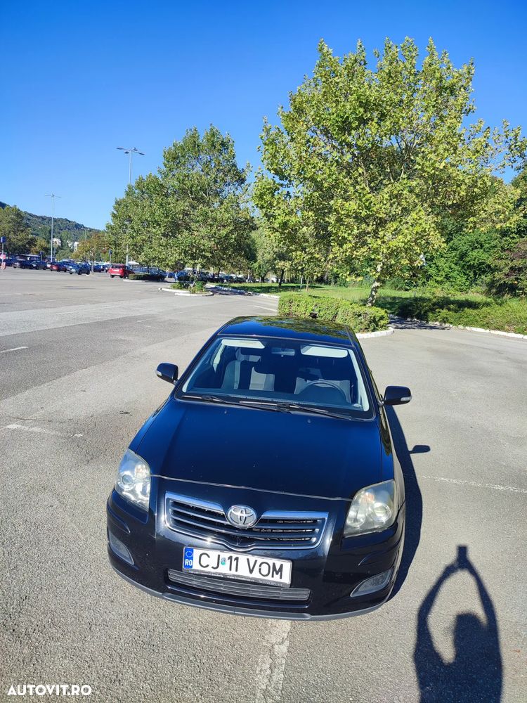 Toyota Avensis - 7