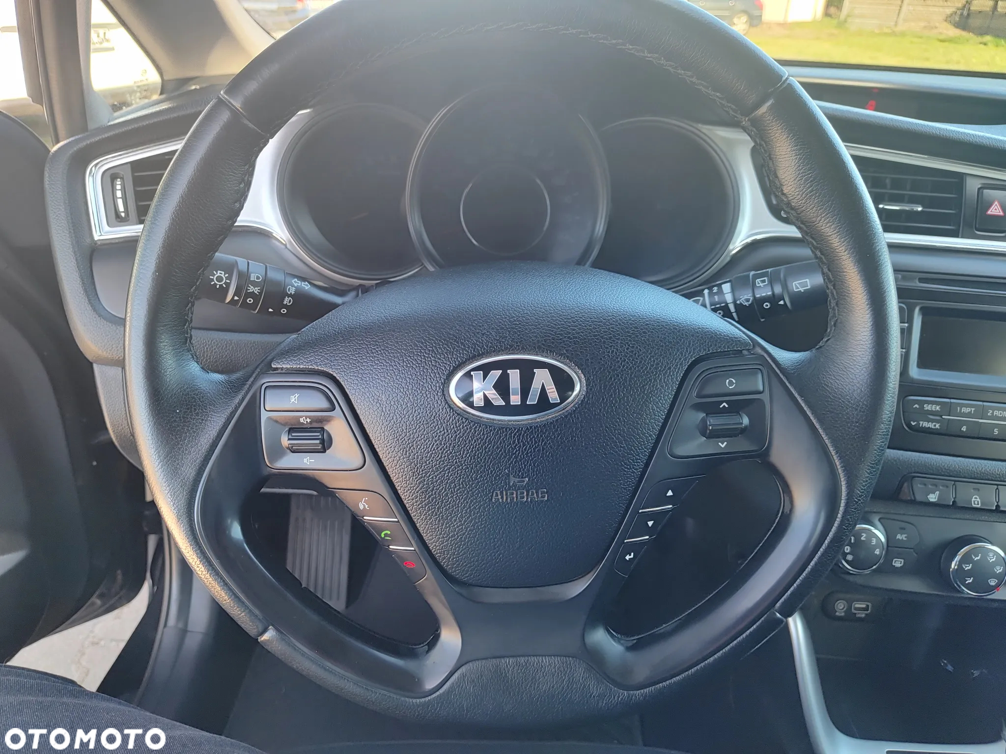 Kia Ceed 1.6 GDI Fifa World Cup Edition - 26