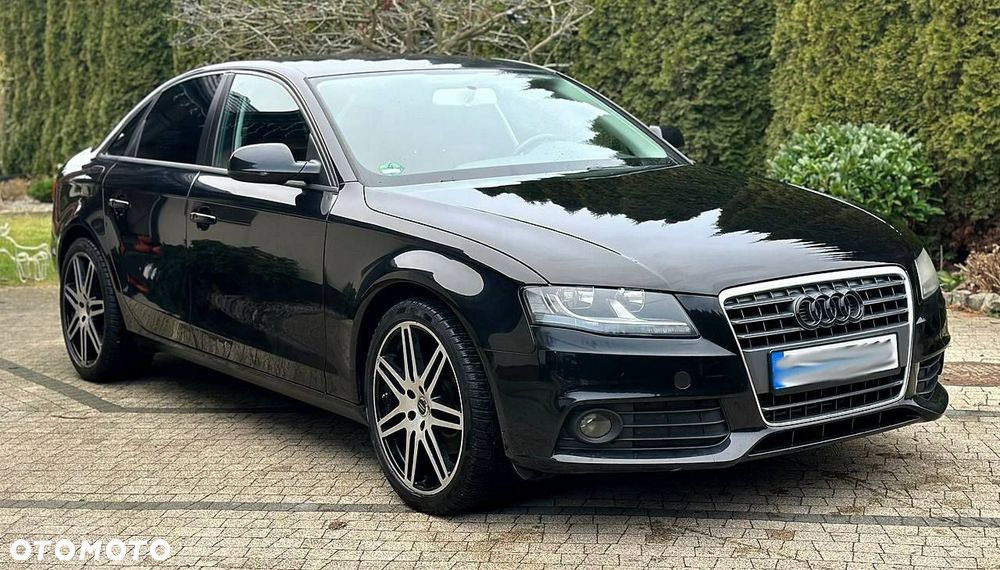 Audi A4 Limousine - 15