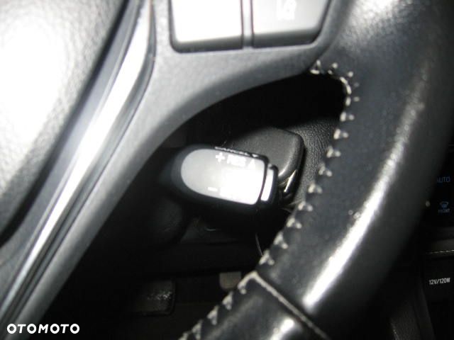 Toyota Corolla 1.6 Premium MS EU6 - 24