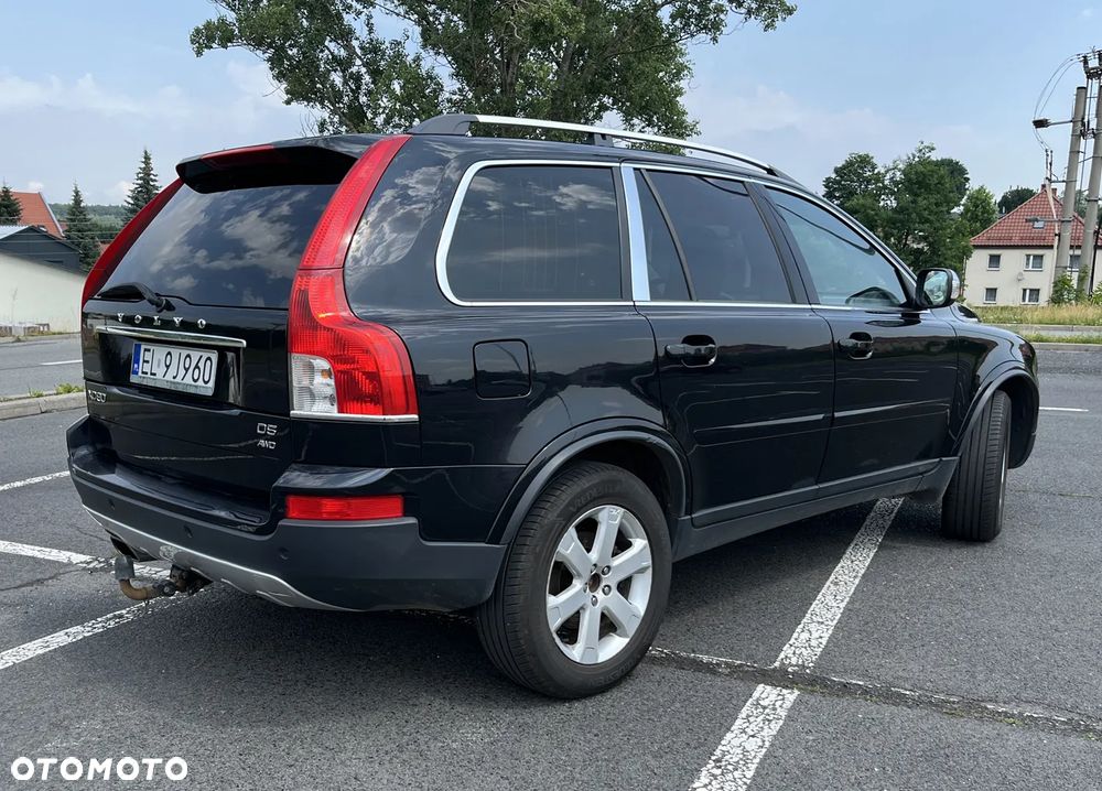 Volvo XC 90 D5 AWD Momentum - 1