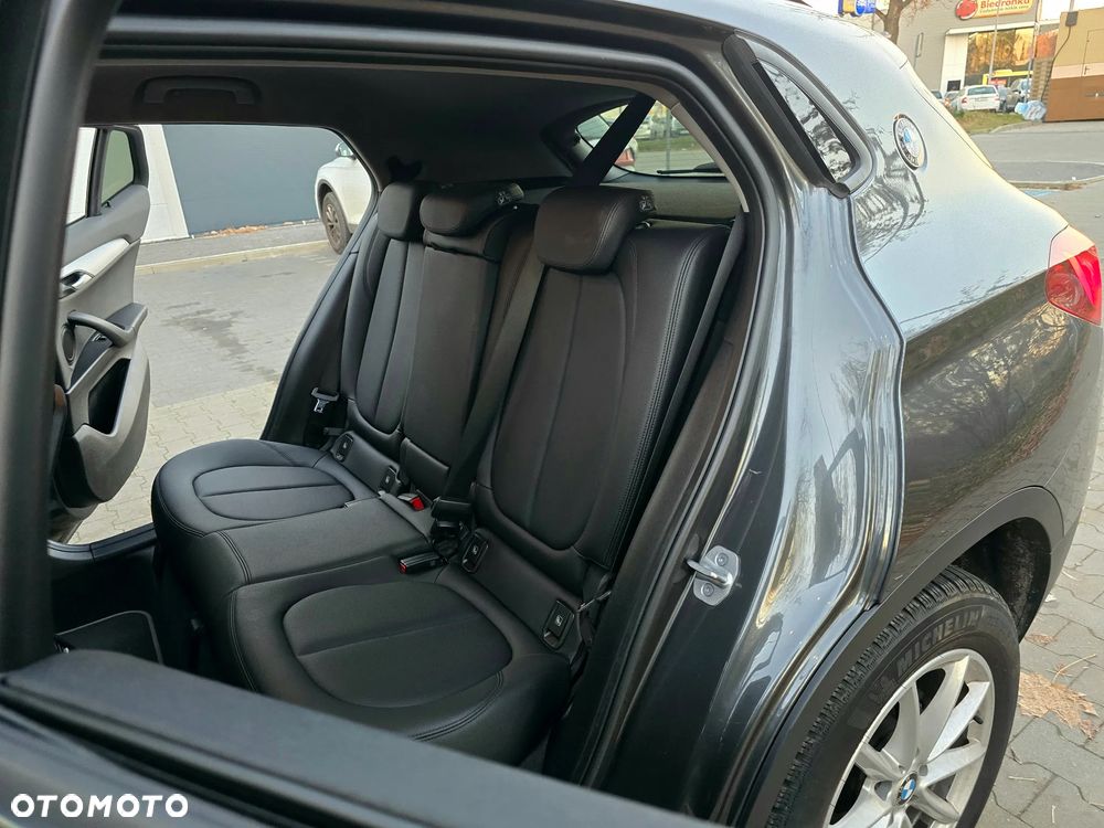 BMW X2 sDrive18d - 21