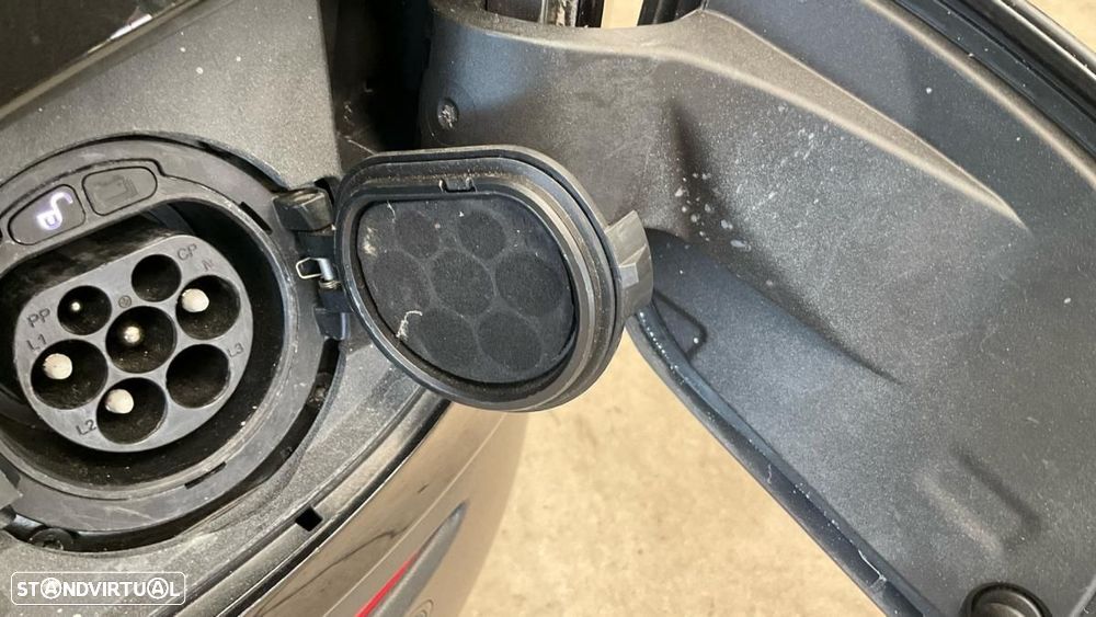 Mercedes-Benz GLC 300 de 4Matic - 8