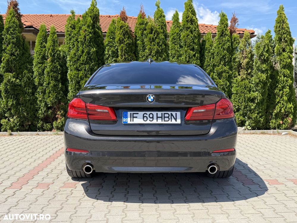 BMW Seria 5 530i AT MHEV - 24