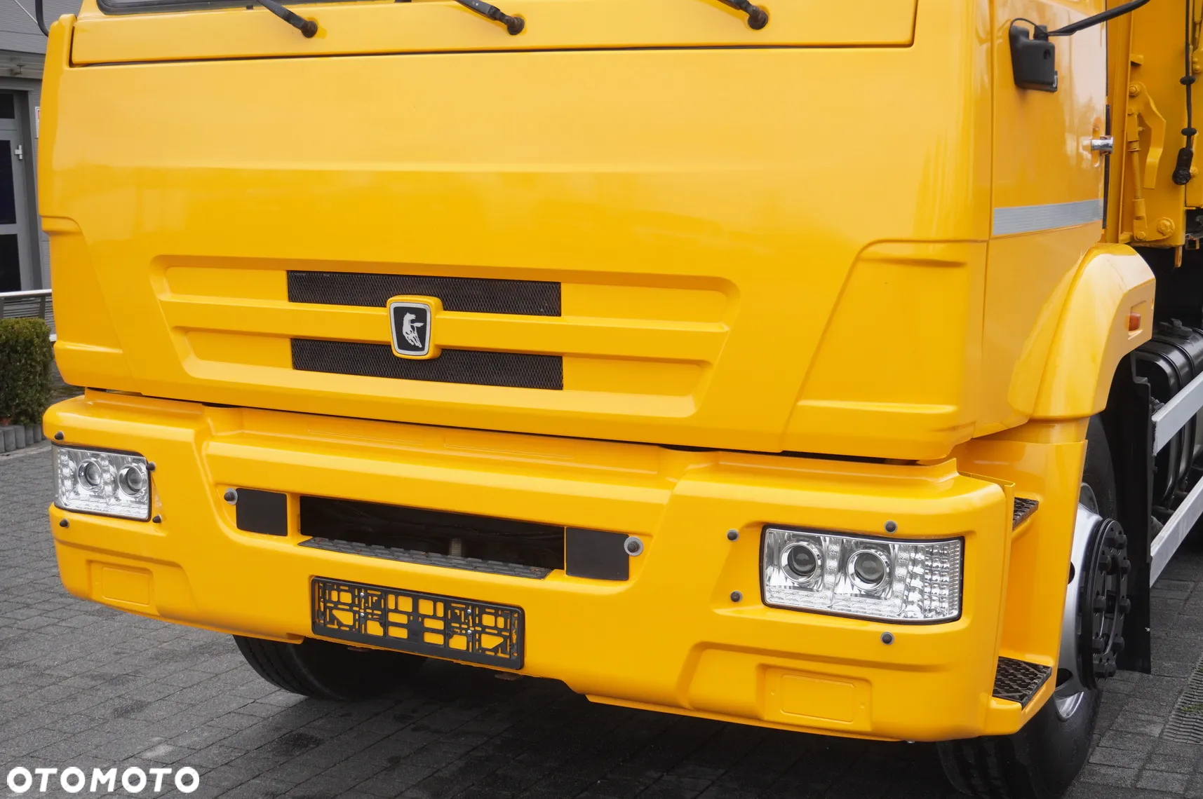 Kamaz T2530 E5 6×4 / Wywrotka 3 stronna - 16