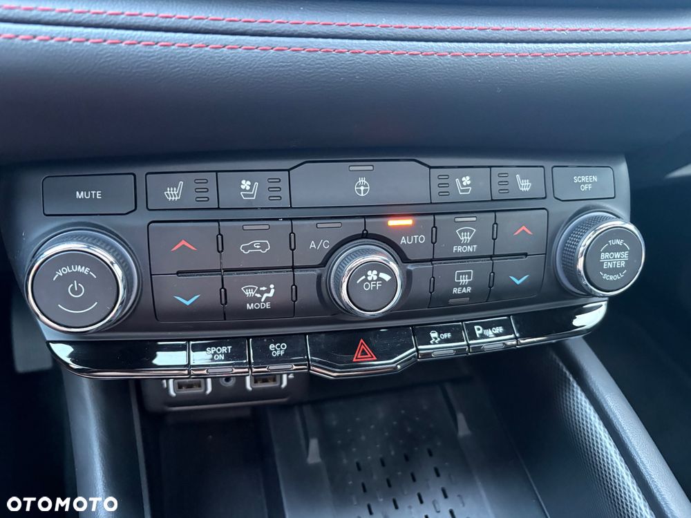 Dodge Durango - 32
