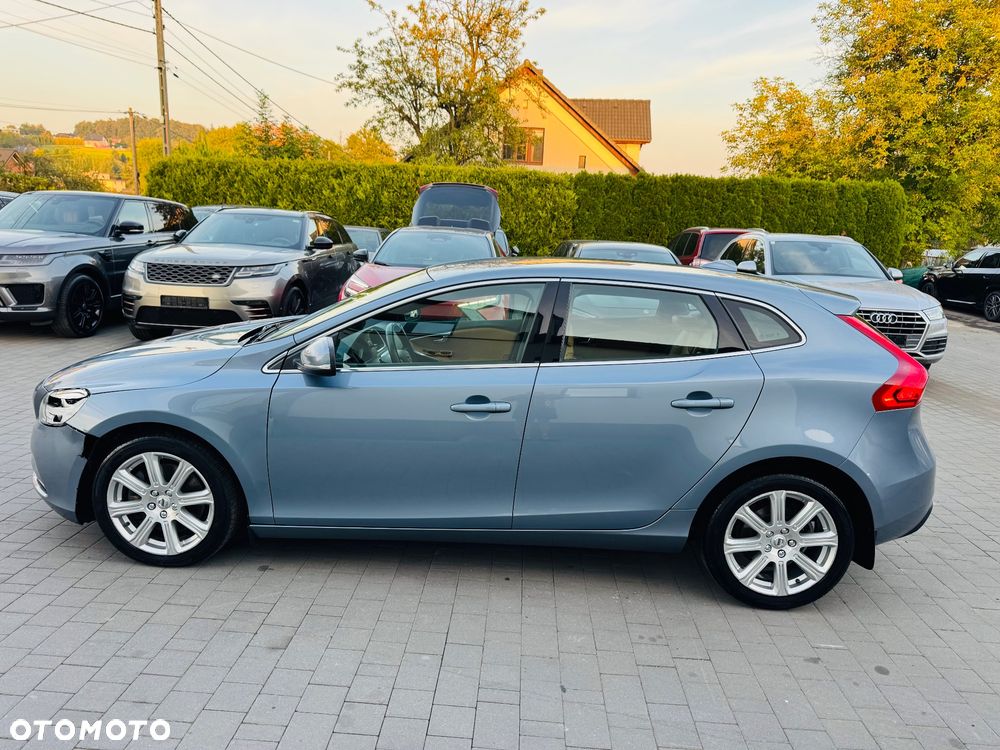 Volvo V40 D3 Geartronic Inscription - 13