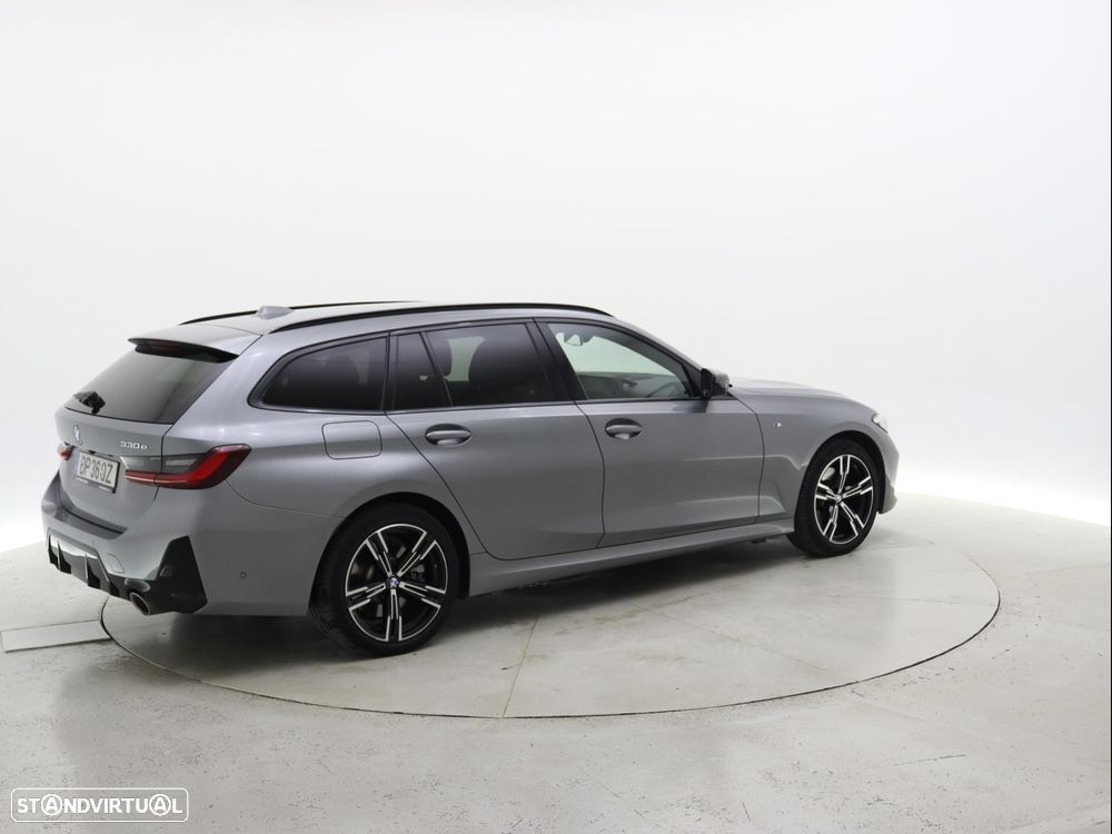 BMW 330 e Pack Desportivo M Auto - 7