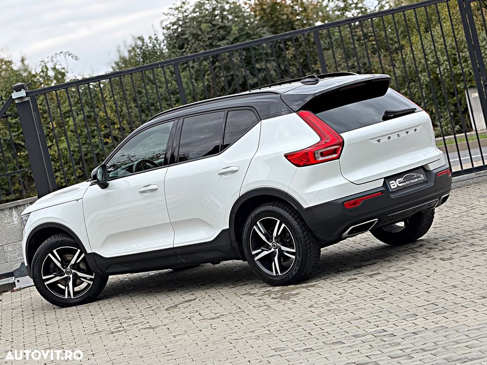 Volvo XC 40 D4 AWD R-Design - 4