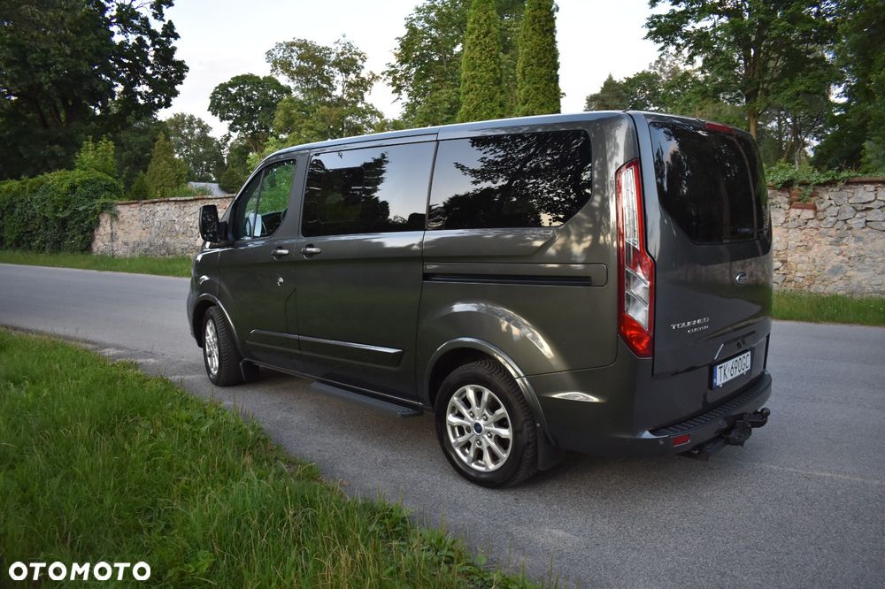 Ford Tourneo Custom 2.0 EcoBlue L1 Titanium - 4