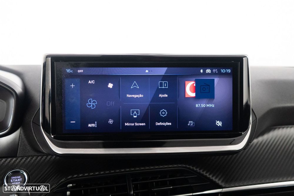 Peugeot 2008 1.2 PureTech Allure Pack EAT8 - 24