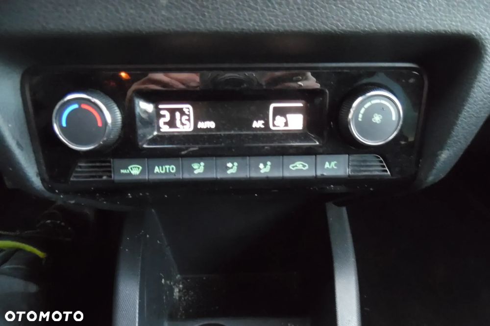 Skoda Fabia 1.0 TSI Active - 14