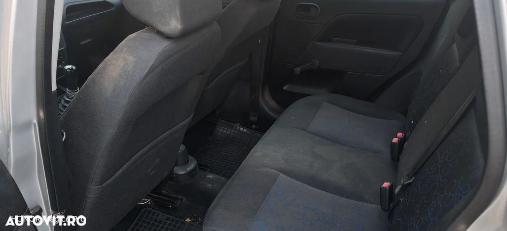 Ford Fiesta 1.4 TDCi Comfort - 6