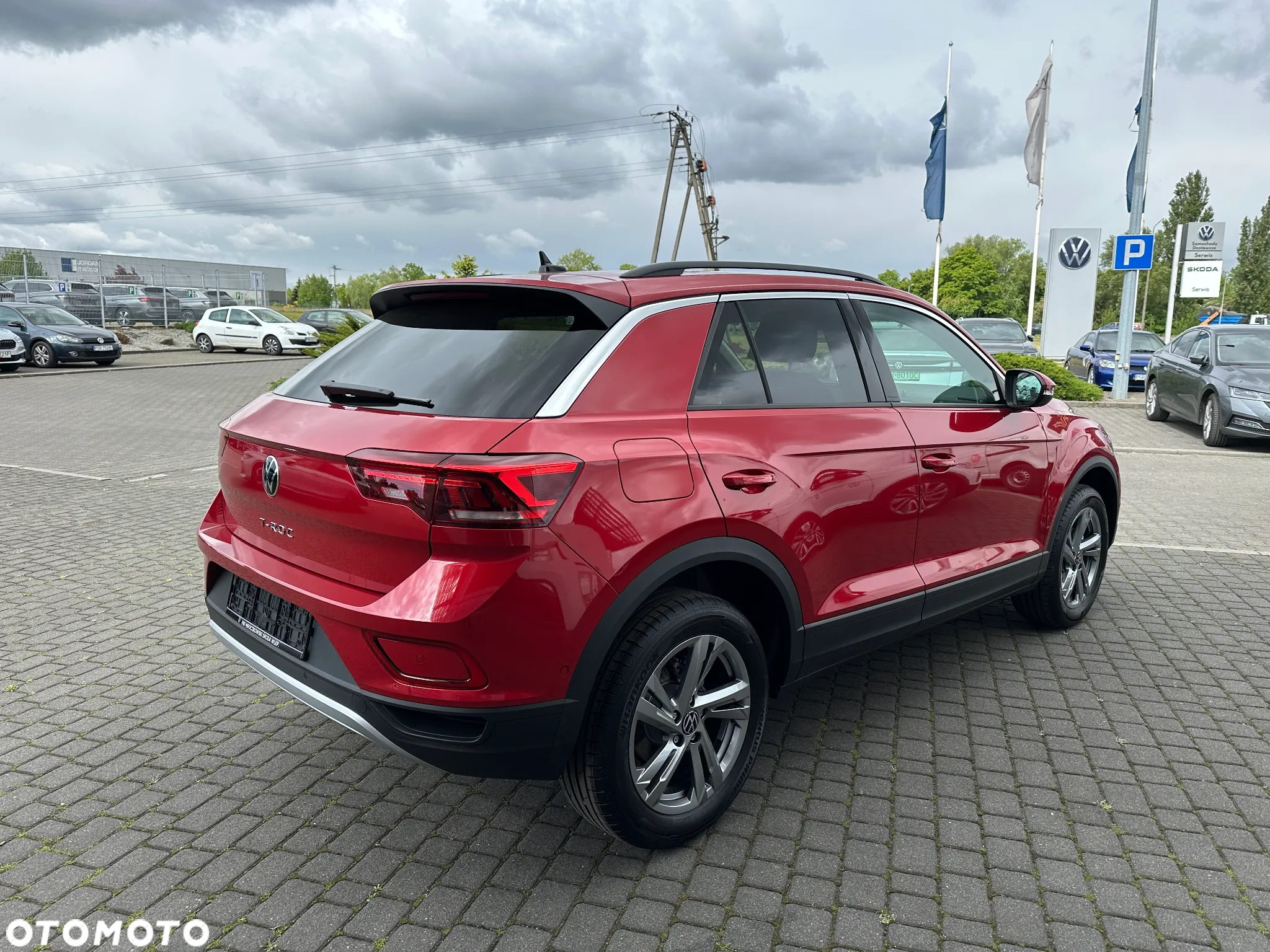 Volkswagen T-Roc - 8