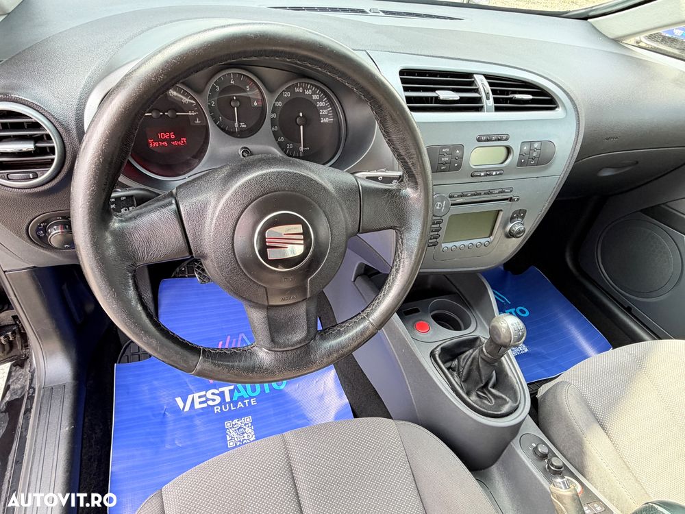 Seat Leon 2.0 TDI DPF Style - 23