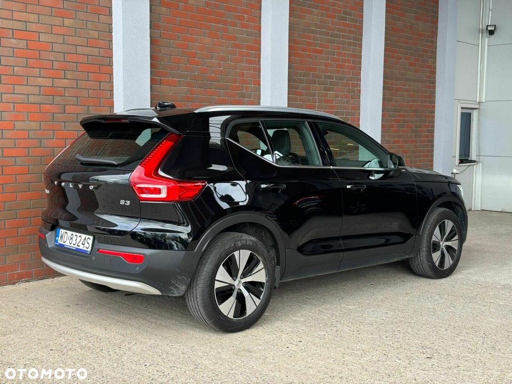 Volvo XC 40 B3 Plus Bright - 4