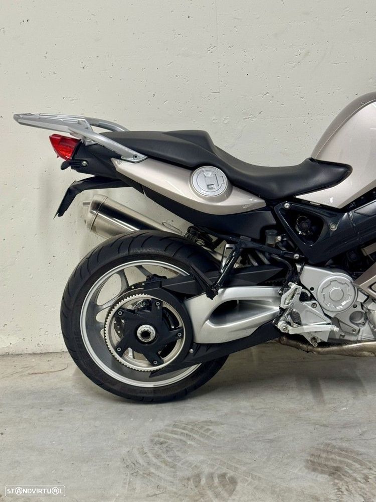 BMW F 800 ST ST - 6