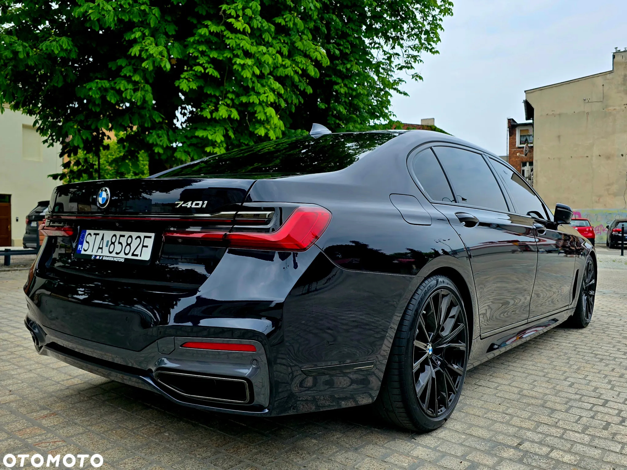 BMW Seria 7 740i - 33