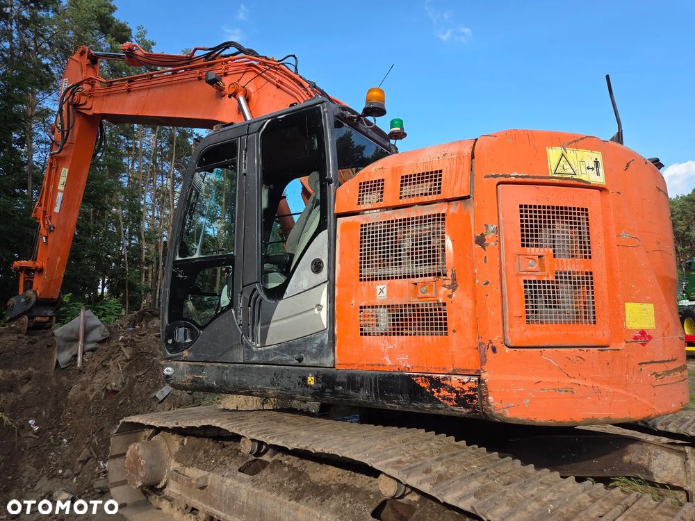 Hitachi Zx225us lc - 15