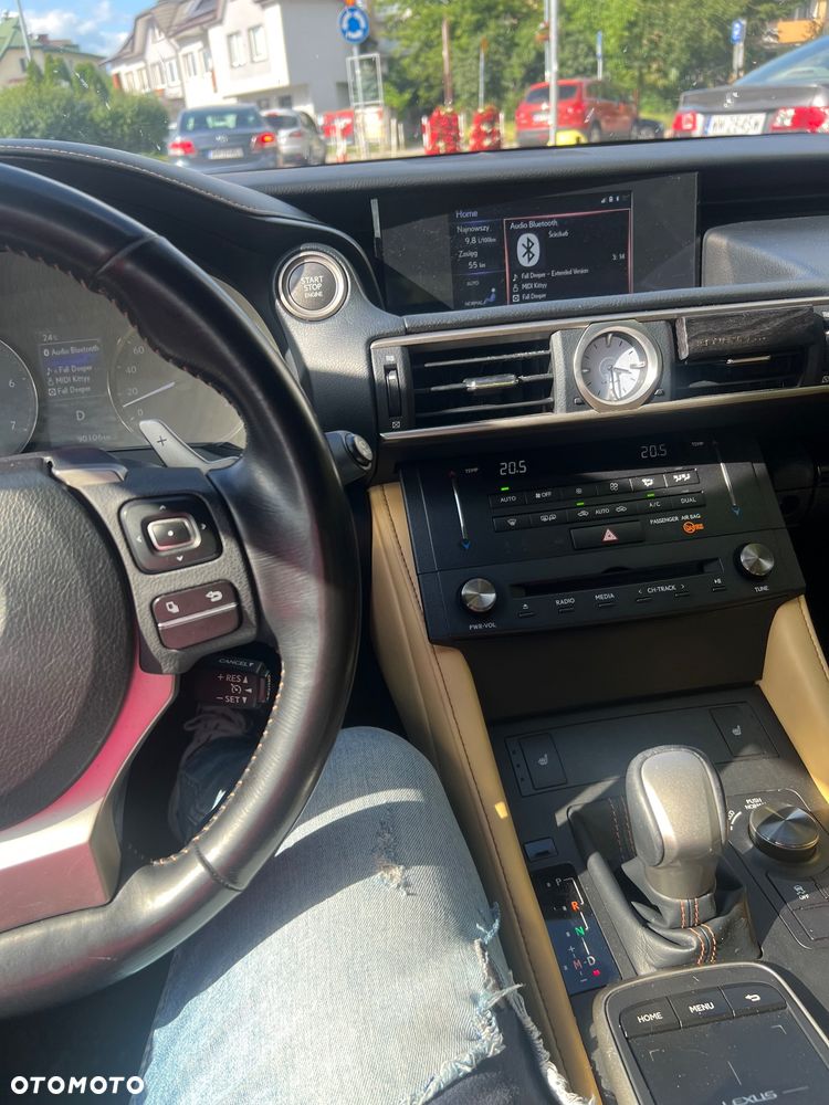 Lexus RC 200t / 300 Elegance - 7