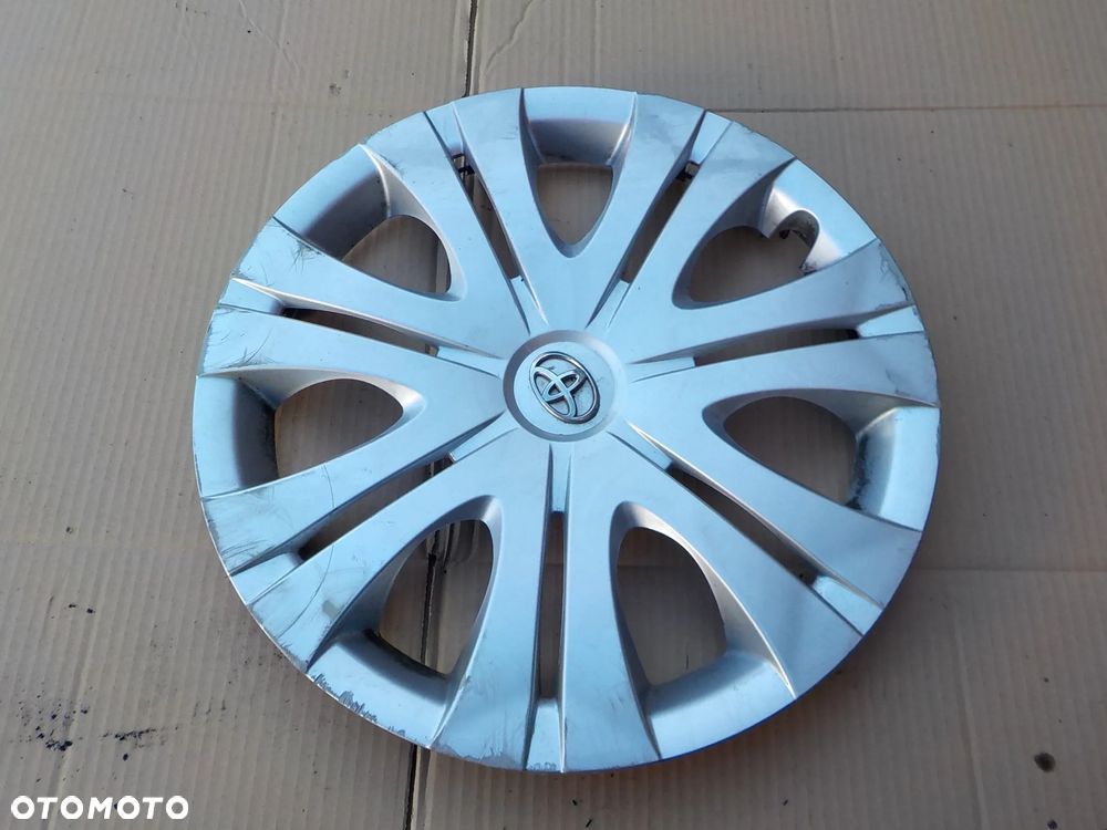 kołpak 16'' toyota auris I 42602-02320 - 1