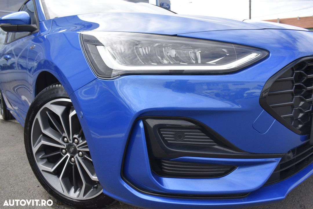 Ford Focus - 8
