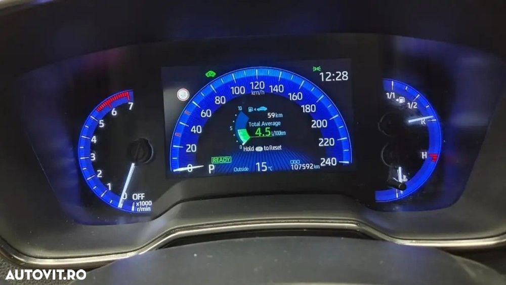 Toyota Corolla 1.8 HSD Dynamic - 18