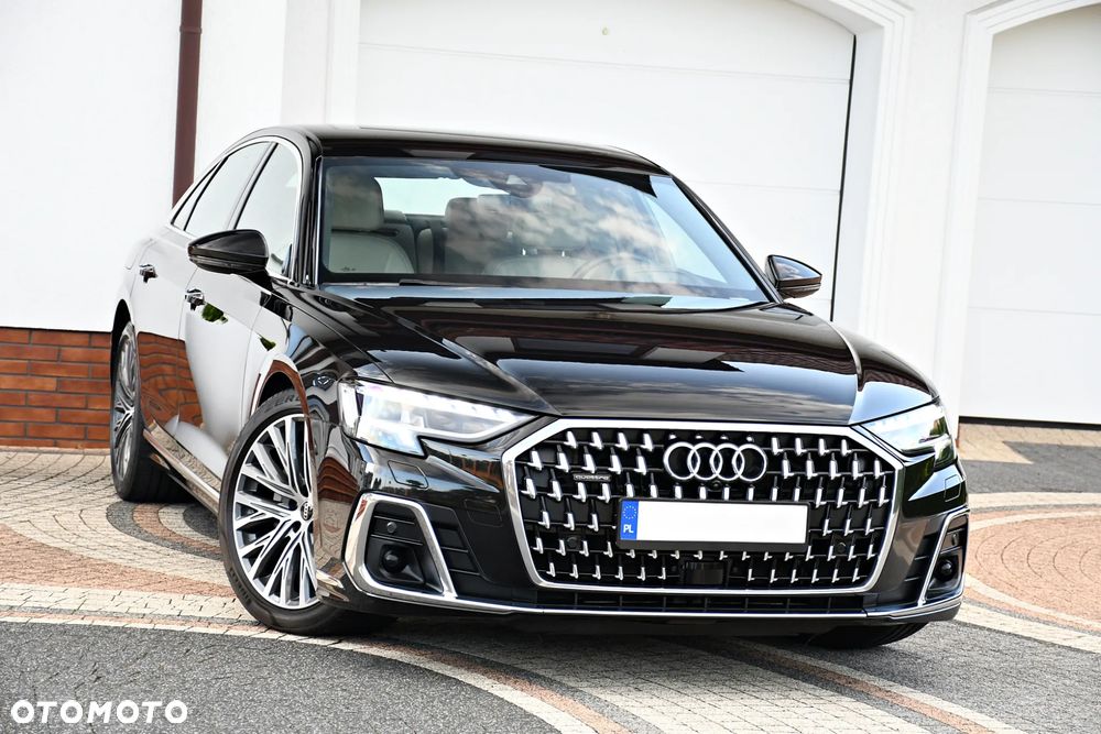Audi A8 - 8