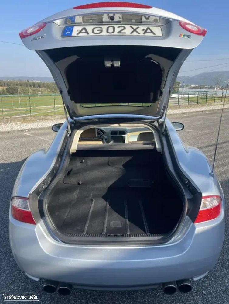 Jaguar XK XK8 Coupe - 4