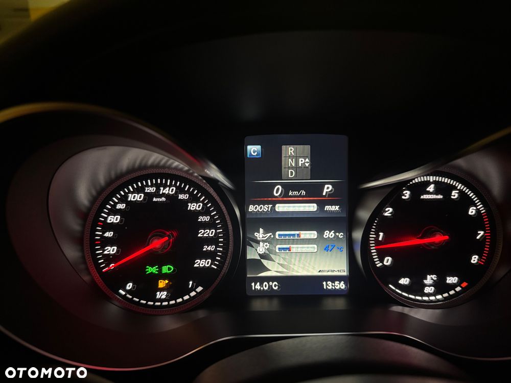 Mercedes-Benz Klasa C 180 9G-TRONIC - 32
