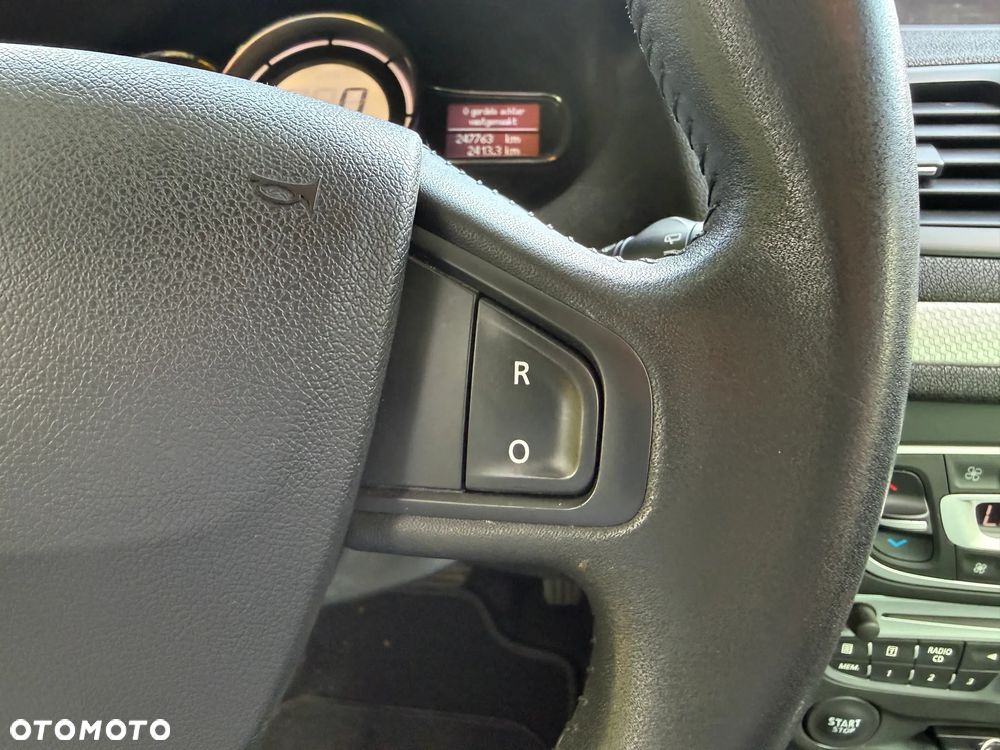 Renault Megane dCi 160 FAP Dynamique - 19