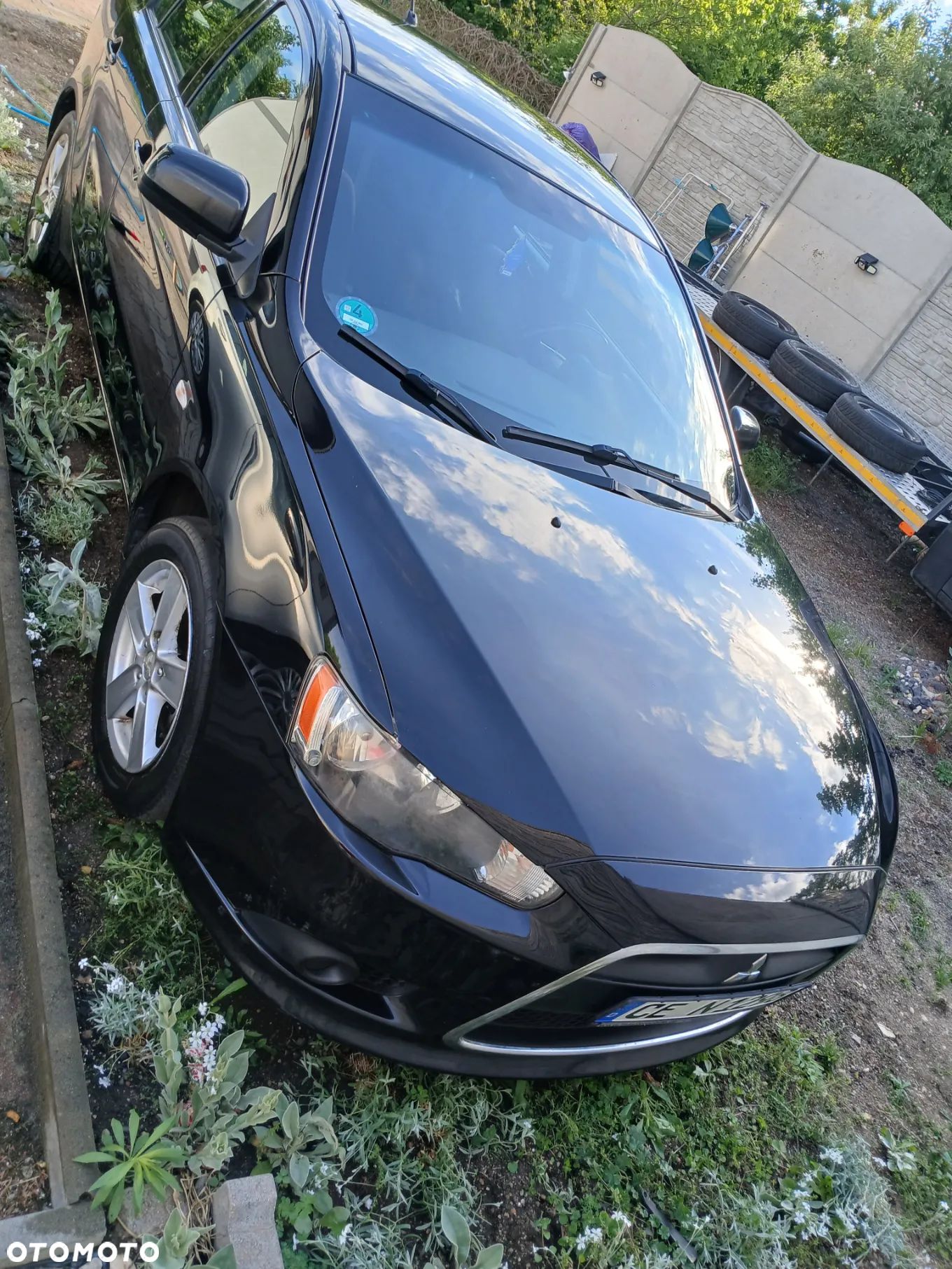 Mitsubishi Lancer - 1