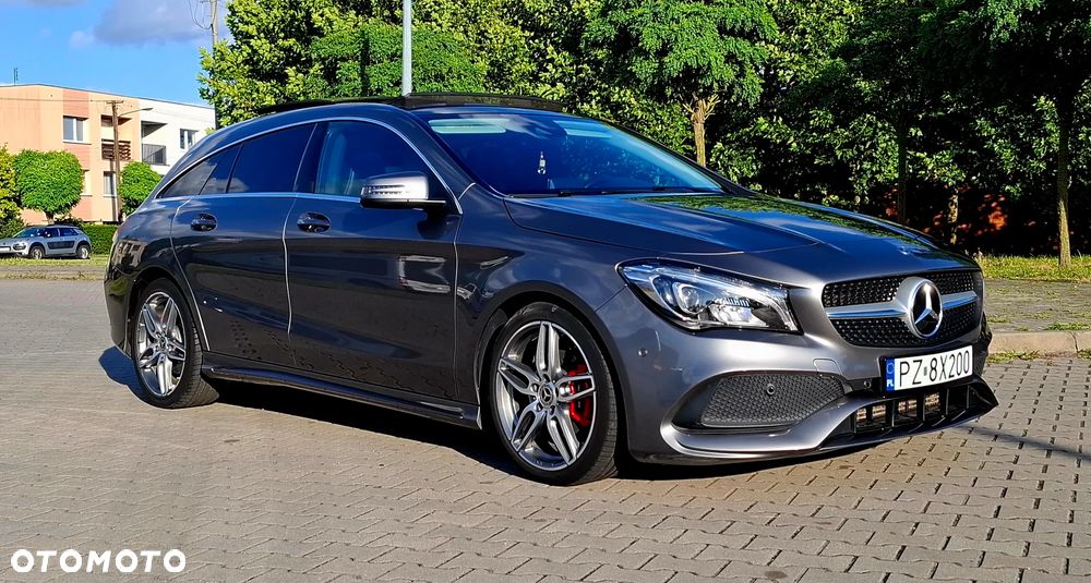 Mercedes-Benz CLA 200 AMG Line - 3