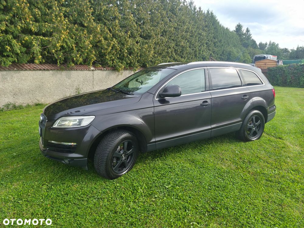 Audi Q7 - 4